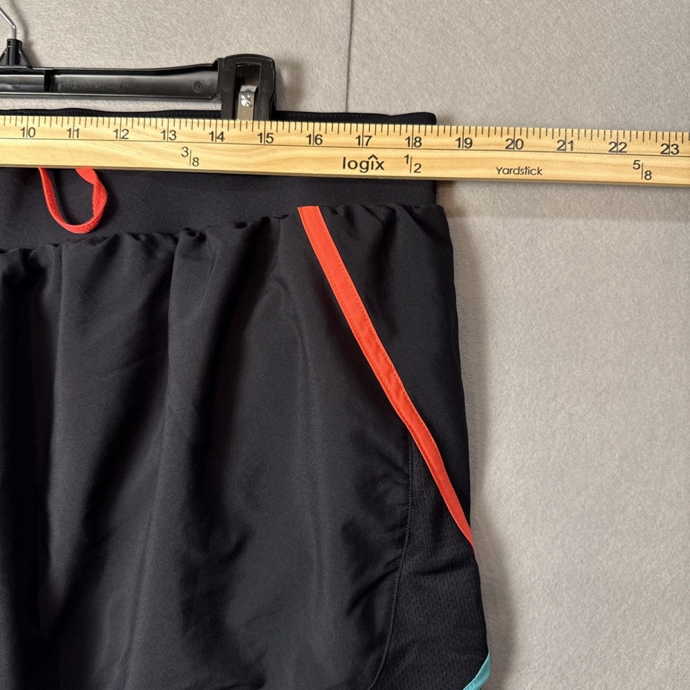 Women's Under Armour Plus UA Fly by 2.0 Loose Fit Running Shorts 2XL - Picture 2 of 8